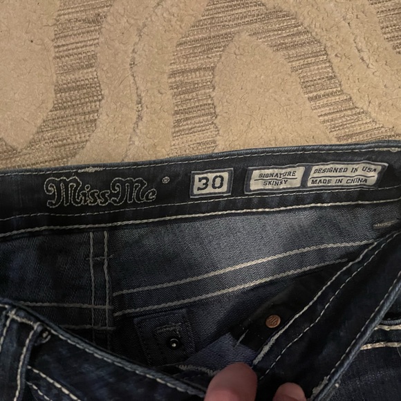 Miss Me Jeans - Picture 3 of 5